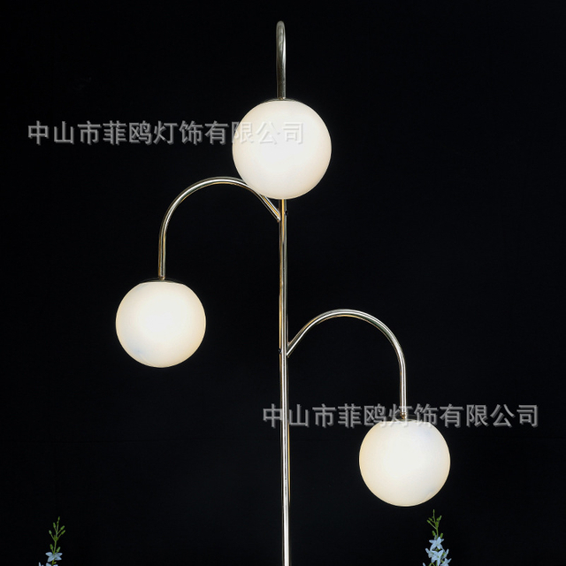 6025 - New Style 3-Head Time & Space Aisle Light